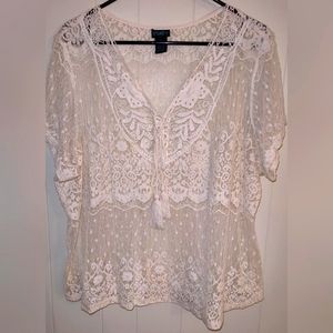 Rue+ 2X Lace Boho Top-Gorgeous!